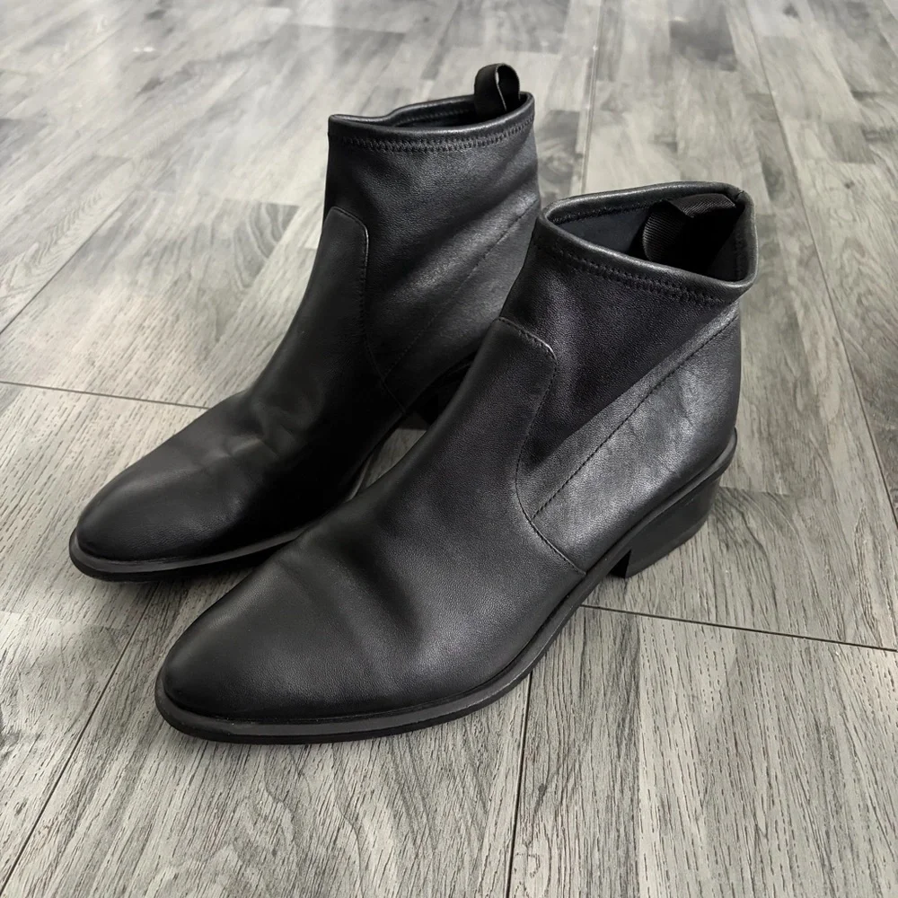 Alexander Wang Black Leather Ankle Chelsea Boots